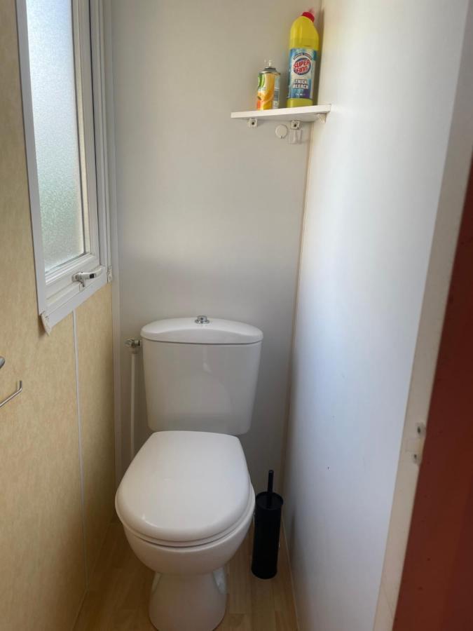 Mobil-Home Au Bord De L'Eau Feins المظهر الخارجي الصورة